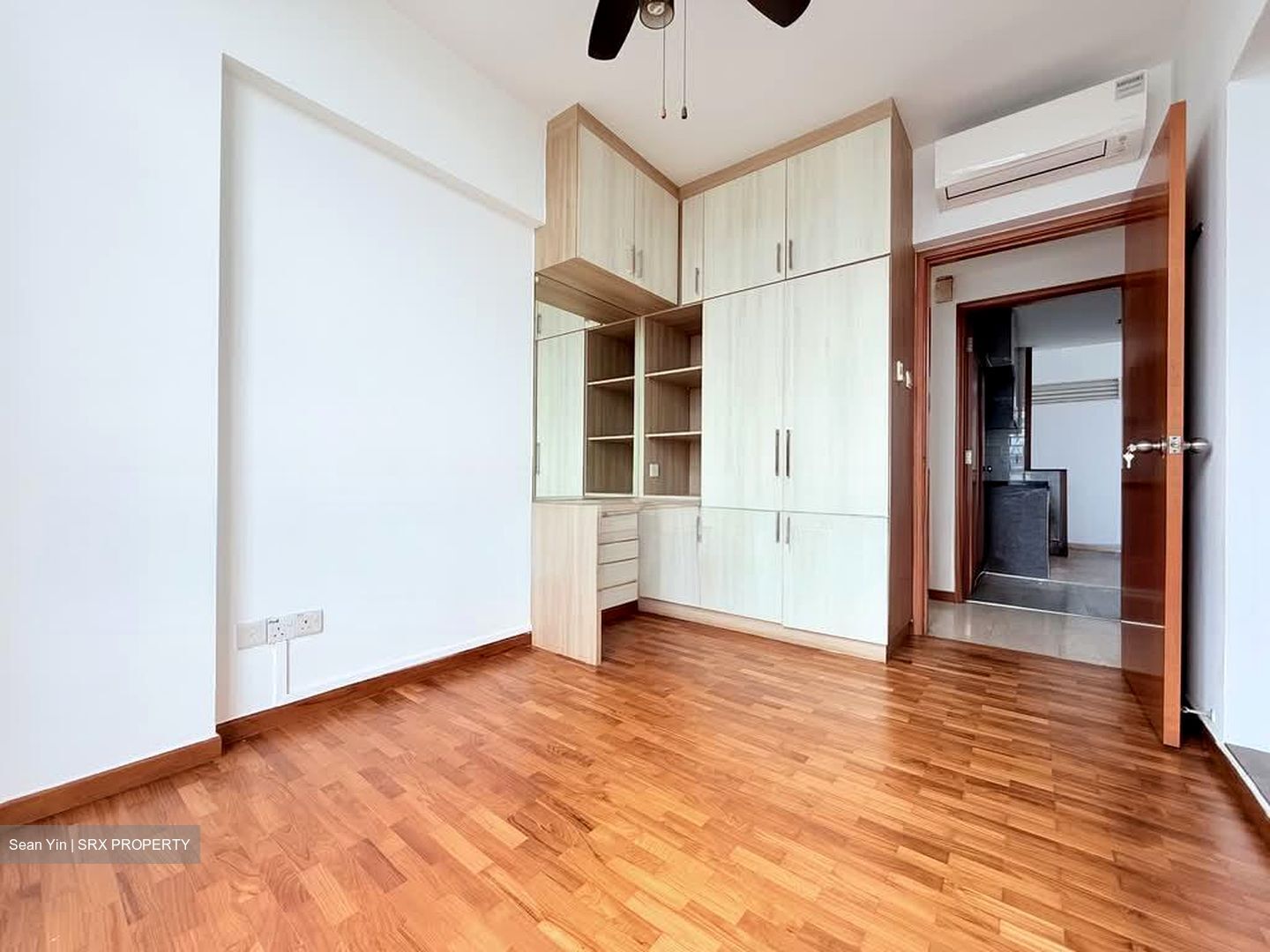 Lilydale (D27), Condominium #551420521